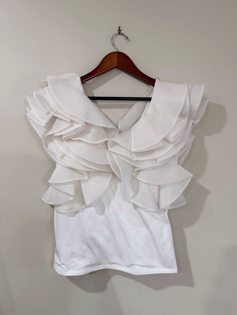 Anne Fontaine Natalena Women's 42 US 10 White Silk Ruffle Top Avant Garde Glam